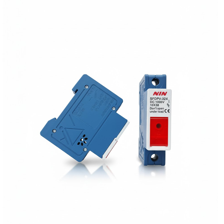 NIN 20A fuse installed in a PV DC combiner box